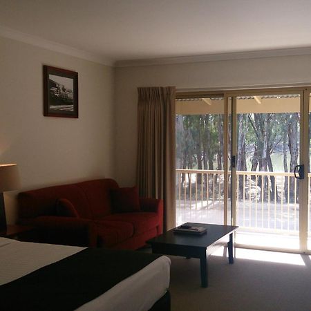 Murray Waters Motor Inn & Apartments Koondrook Chambre photo